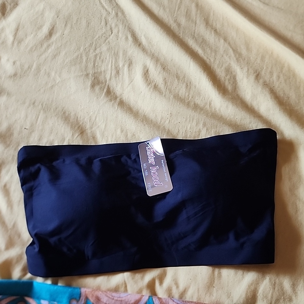 New w/tag Strapless bra fit sml. $15